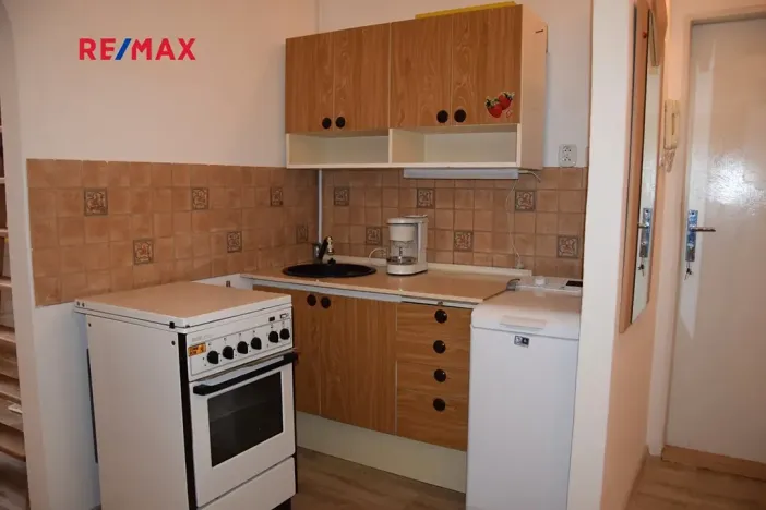 Pronájem bytu 1+kk, Plzeň, Rubešova, 19 m2