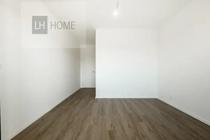 Prodej bytu 2+kk, České Budějovice, Čakovská, 77 m2