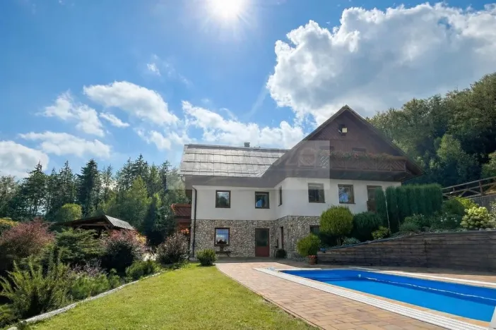 Prodej ubytování, Paseky nad Jizerou, 345 m2