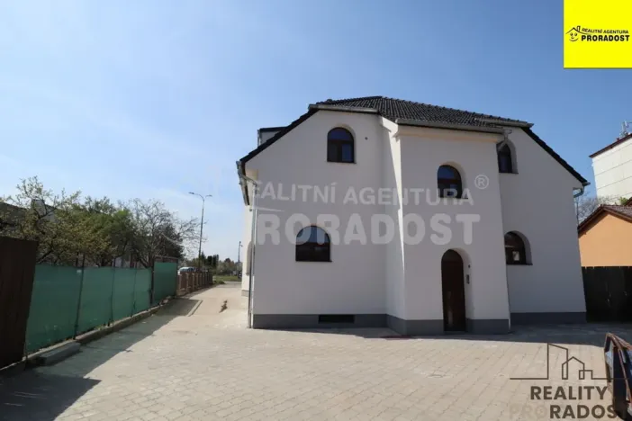 Pronájem bytu 1+kk, Břeclav, Na Valtické, 20 m2