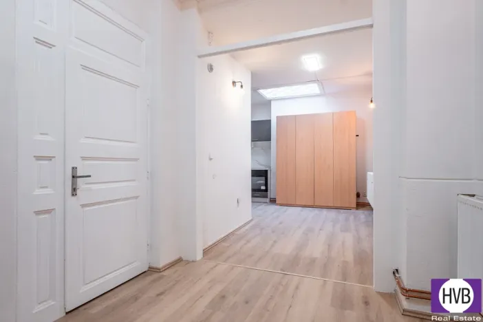 Prodej bytu 1+kk, Praha, Jagellonská, 36 m2