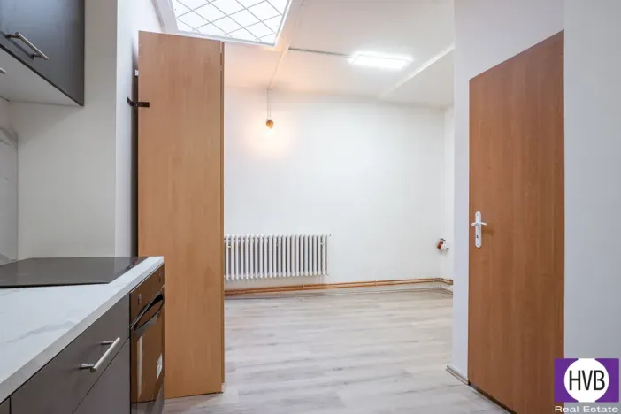 Prodej bytu 1+kk, Praha, Jagellonská, 36 m2