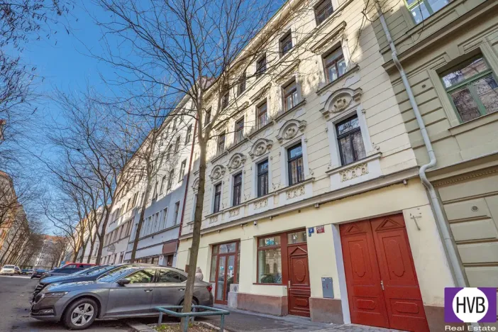 Prodej kanceláře, Praha, Jagellonská, 36 m2