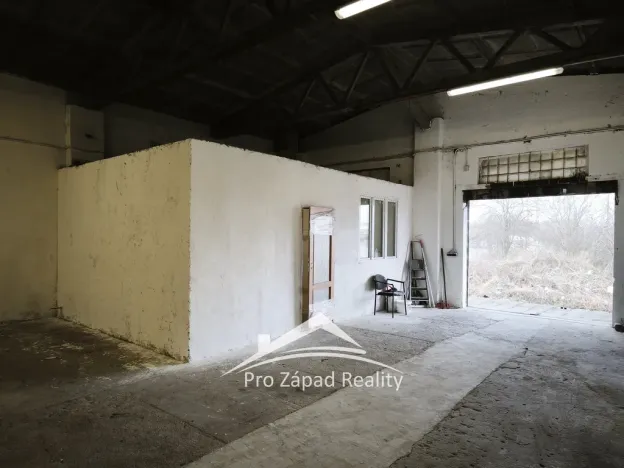 Pronájem skladu, Plzeň, 301 m2