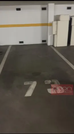 Pronájem garážového stání, Praha - Staré Město, Bílkova, 13 m2