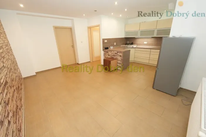 Pronájem bytu 2+kk, Opava, Masařská, 52 m2