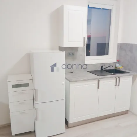 Pronájem bytu 2+kk, Praha, Pod Harfou, 54 m2