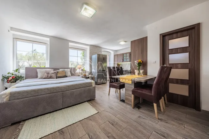 Prodej rodinného domu, Měrunice - Žichov, 186 m2