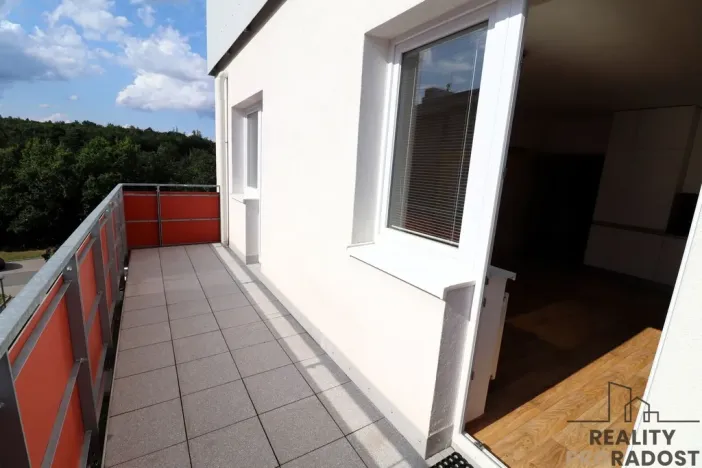 Pronájem bytu 2+kk, Brno - Žebětín, Novodvorská, 79 m2