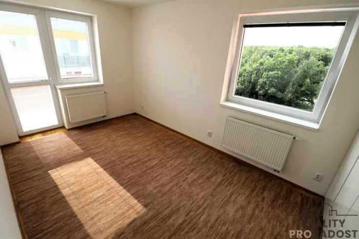 Pronájem bytu 3+kk, Brno - Žebětín, Novodvorská, 79 m2