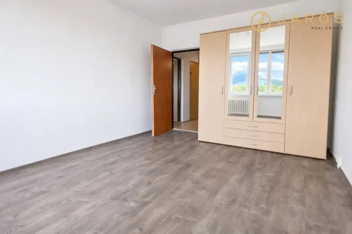 Pronájem bytu 2+1, Klášterec nad Ohří - Miřetice u Klášterce nad Ohří, 17. listopadu, 61 m2