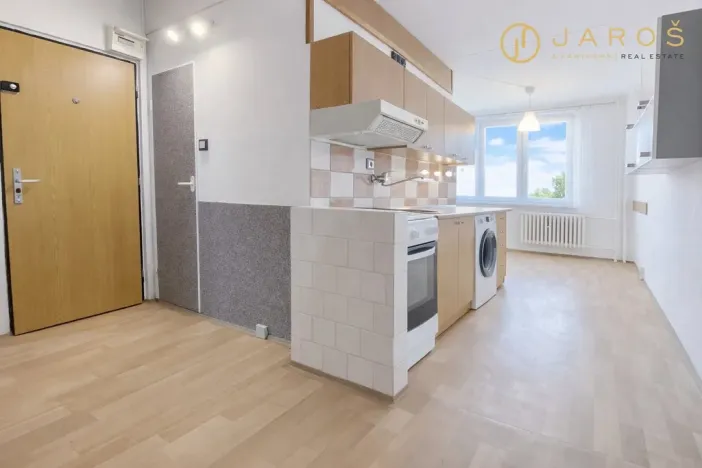 Pronájem bytu 2+1, Klášterec nad Ohří - Miřetice u Klášterce nad Ohří, 17. listopadu, 61 m2