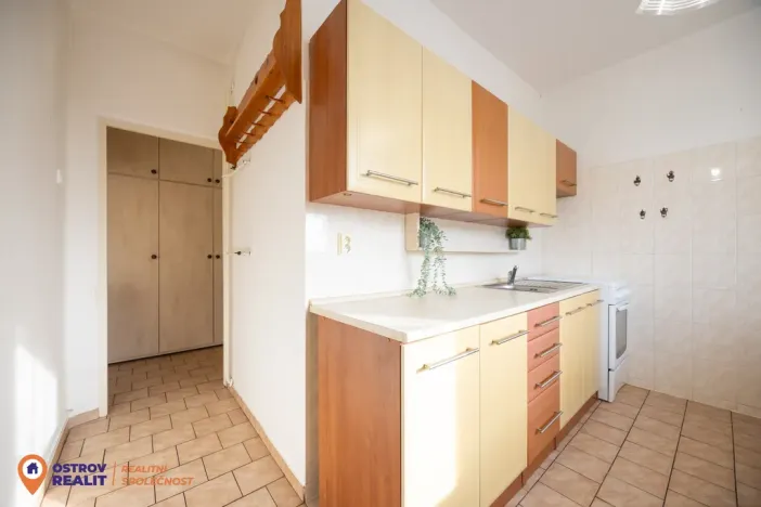 Prodej bytu 3+1, Olomouc - Hodolany, tř. Kosmonautů, 73 m2