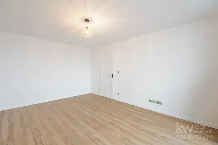 Prodej bytu 2+1, Plzeň, Železničářská, 58 m2