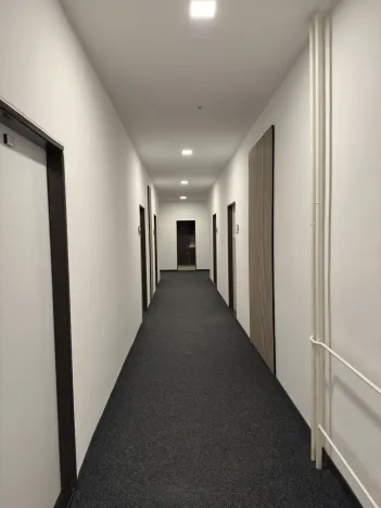 Pronájem kanceláře, Praha - Holešovice, Přístavní, 28 m2