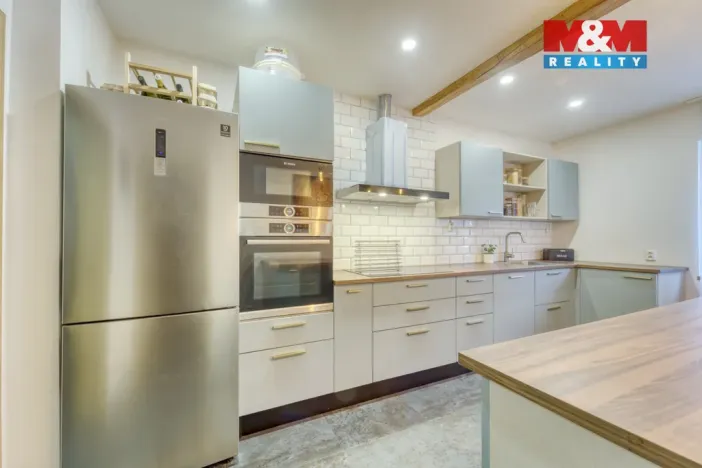 Prodej rodinného domu, Černošice, Komenského, 250 m2