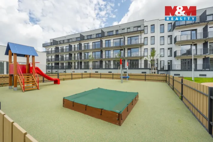 Prodej bytu 1+kk, Kladno - Dubí, Ke křížku, 51 m2