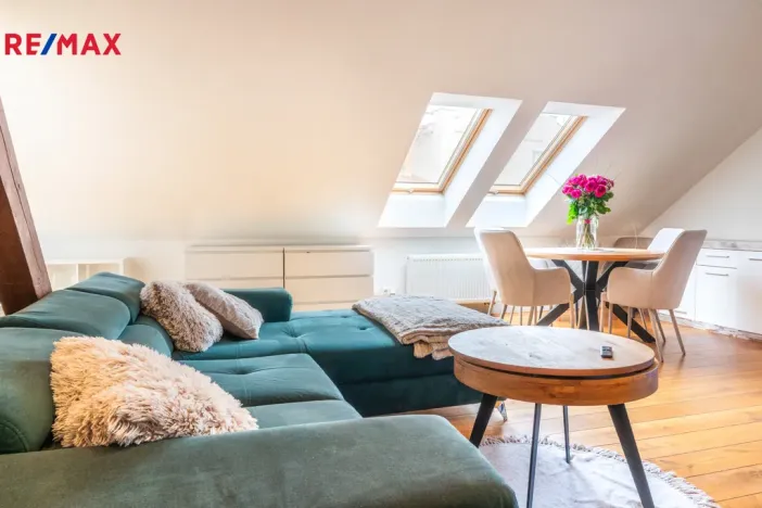 Pronájem bytu 3+kk, Praha - Nové Město, Masarykovo nábřeží, 130 m2