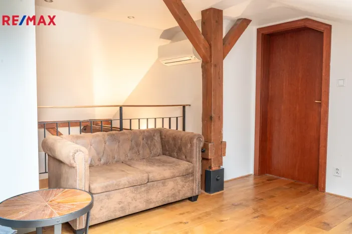 Pronájem bytu 3+kk, Praha - Nové Město, Masarykovo nábřeží, 130 m2