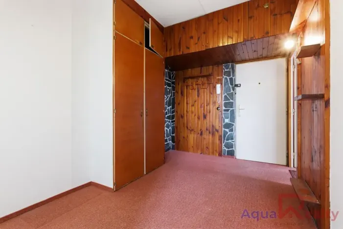 Prodej bytu 3+1, Karlovy Vary, Východní, 68 m2