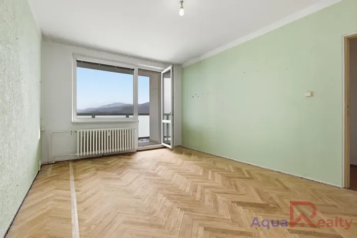 Prodej bytu 3+1, Karlovy Vary, Východní, 68 m2