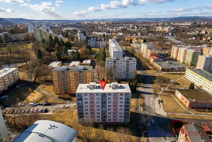 Prodej bytu 3+1, Karlovy Vary, Východní, 68 m2