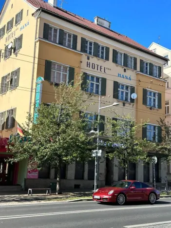 Pronájem bytu 3+1, Mariánské Lázně, Hlavní třída, 87 m2