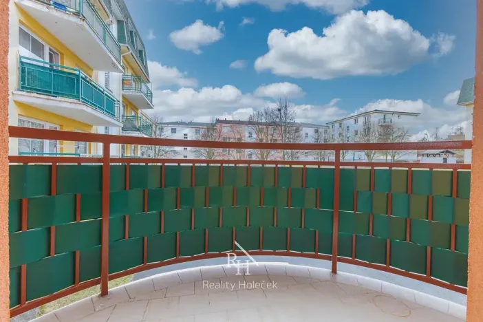 Pronájem bytu 1+kk, Kladno, Vojtěcha Lanny, 33 m2