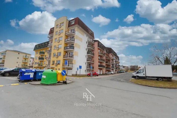 Pronájem bytu 1+kk, Kladno, Vojtěcha Lanny, 33 m2