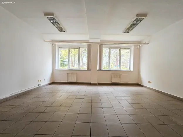 Pronájem skladu, Praha - Čakovice, 1463 m2