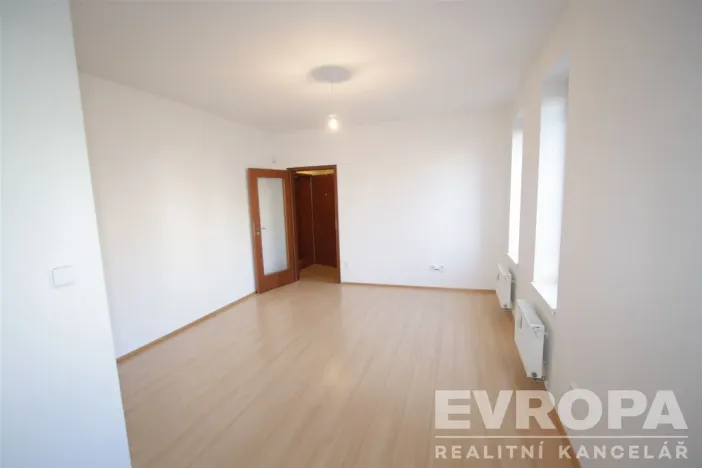 Prodej bytu 1+kk, Praha - Košíře, Plzeňská, 28 m2