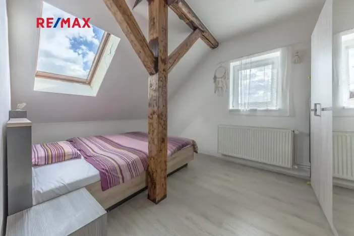 Prodej rodinného domu, Praha - Kyje, Osická, 246 m2