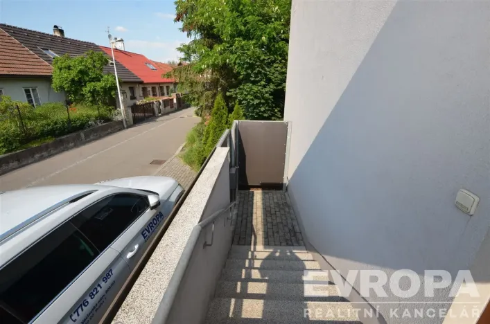 Pronájem atypického bytu, Praha - Hostivař, Na Plískavě, 47 m2