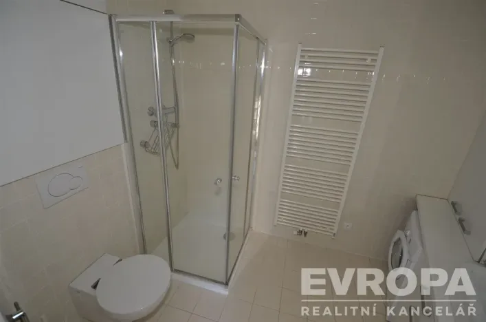 Pronájem atypického bytu, Praha - Hostivař, Na Plískavě, 47 m2