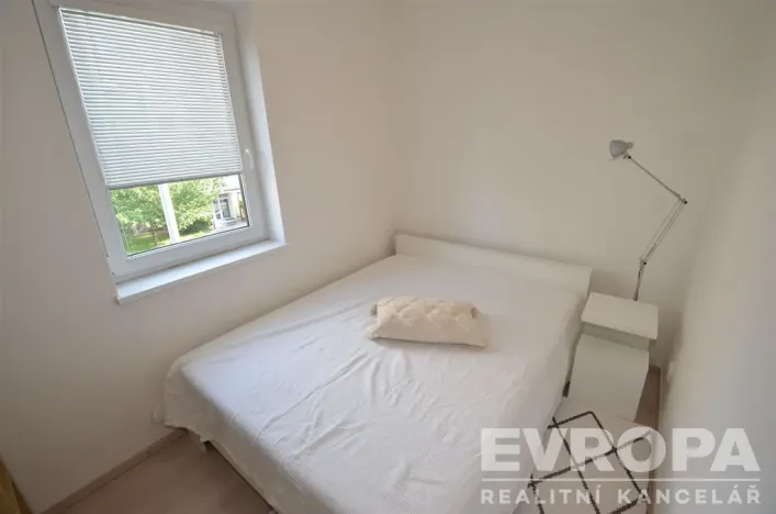 Pronájem atypického bytu, Praha - Hostivař, Na Plískavě, 47 m2