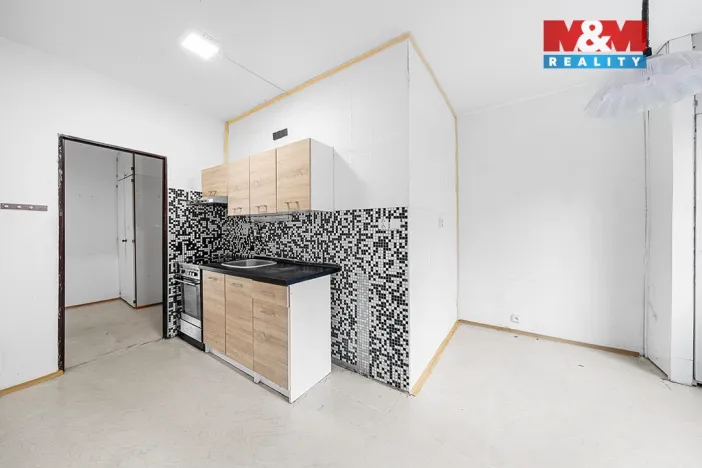 Prodej bytu 2+1, Děčín - Děčín IX-Bynov, Na Pěšině, 63 m2