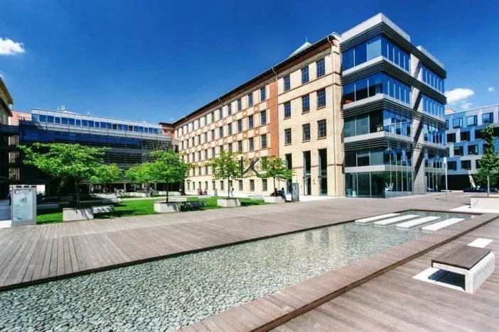 Pronájem obchodního prostoru, Praha - Holešovice, Jankovcova, 237 m2