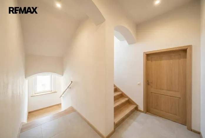 Prodej rodinného domu, Chodov, Nejdecká, 426 m2