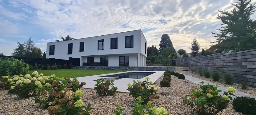 Pronájem rodinného domu, Jesenice, Průběžná, 200 m2