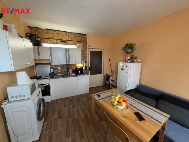 Prodej bytu 1+1, Žirovnice, Sídliště, 36 m2