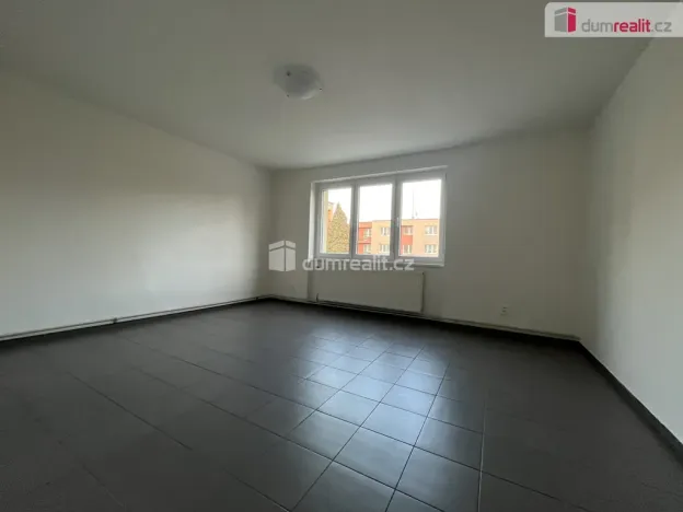 Pronájem bytu 3+1, Velvary, Chržínská, 60 m2