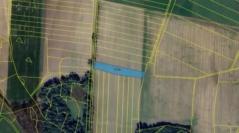 Prodej podílu pole, Tisovec, 379 m2