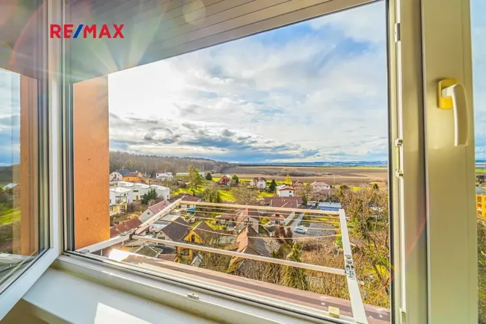 Prodej bytu 2+kk, Odolena Voda, Dolní náměstí, 43 m2