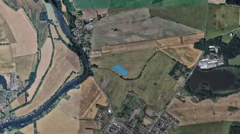 Prodej podílu pole, Sezemice, 2724 m2