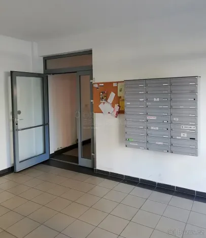 Pronájem bytu 2+kk, Olomouc, Jeremiášova, 57 m2