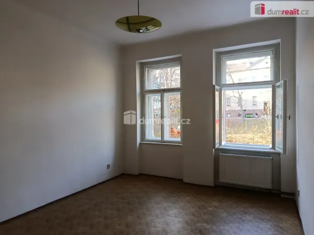 Pronájem bytu 3+1, Praha - Smíchov, Holečkova, 80 m2