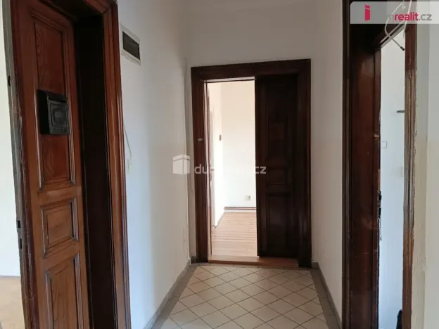 Pronájem bytu 3+1, Praha - Smíchov, Holečkova, 80 m2