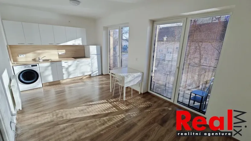 Pronájem bytu 1+kk, Brno - Přízřenice, Moravanská, 35 m2