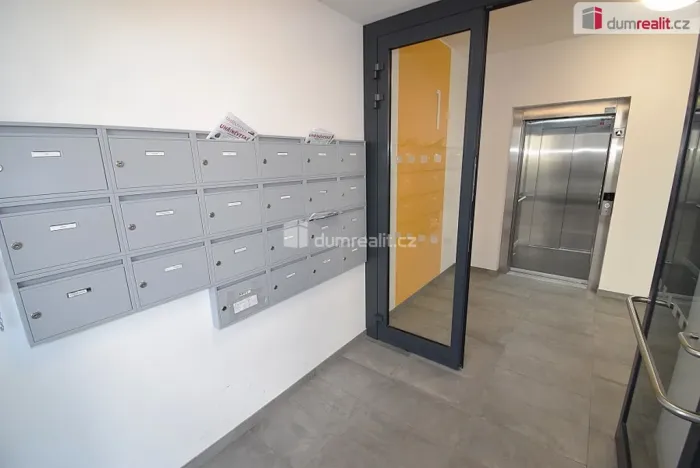 Prodej bytu 3+kk, Praha - Uhříněves, Ke kříži, 68 m2