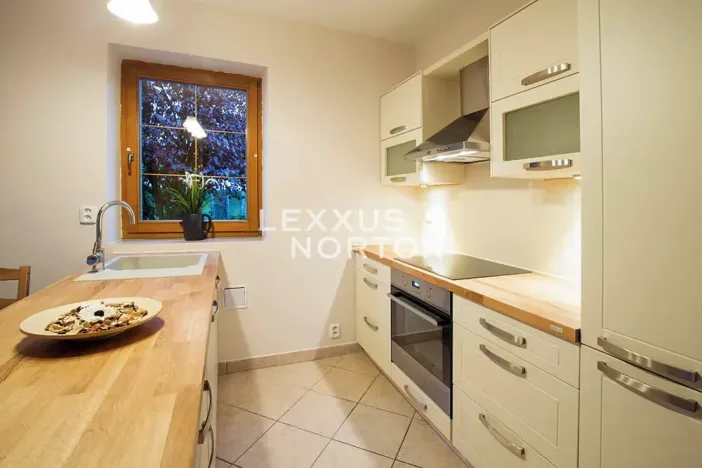 Pronájem rodinného domu, Roblín, 200 m2